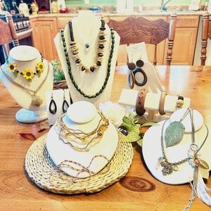 Alluring Bohemian Selection of Vintage Jewelry, grouping, bundle, lot SALE